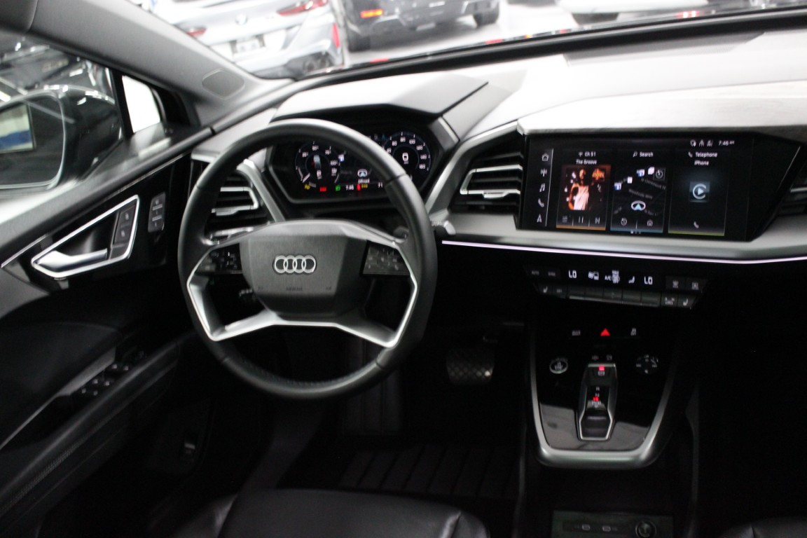 Used 2025 Audi Q4 e-tron Premium RWD image 35