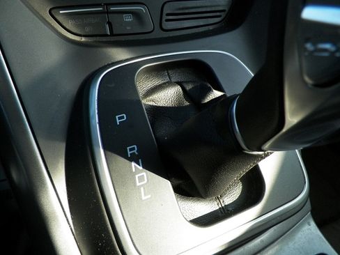 Used 2014 Ford C-MAX SE image 11