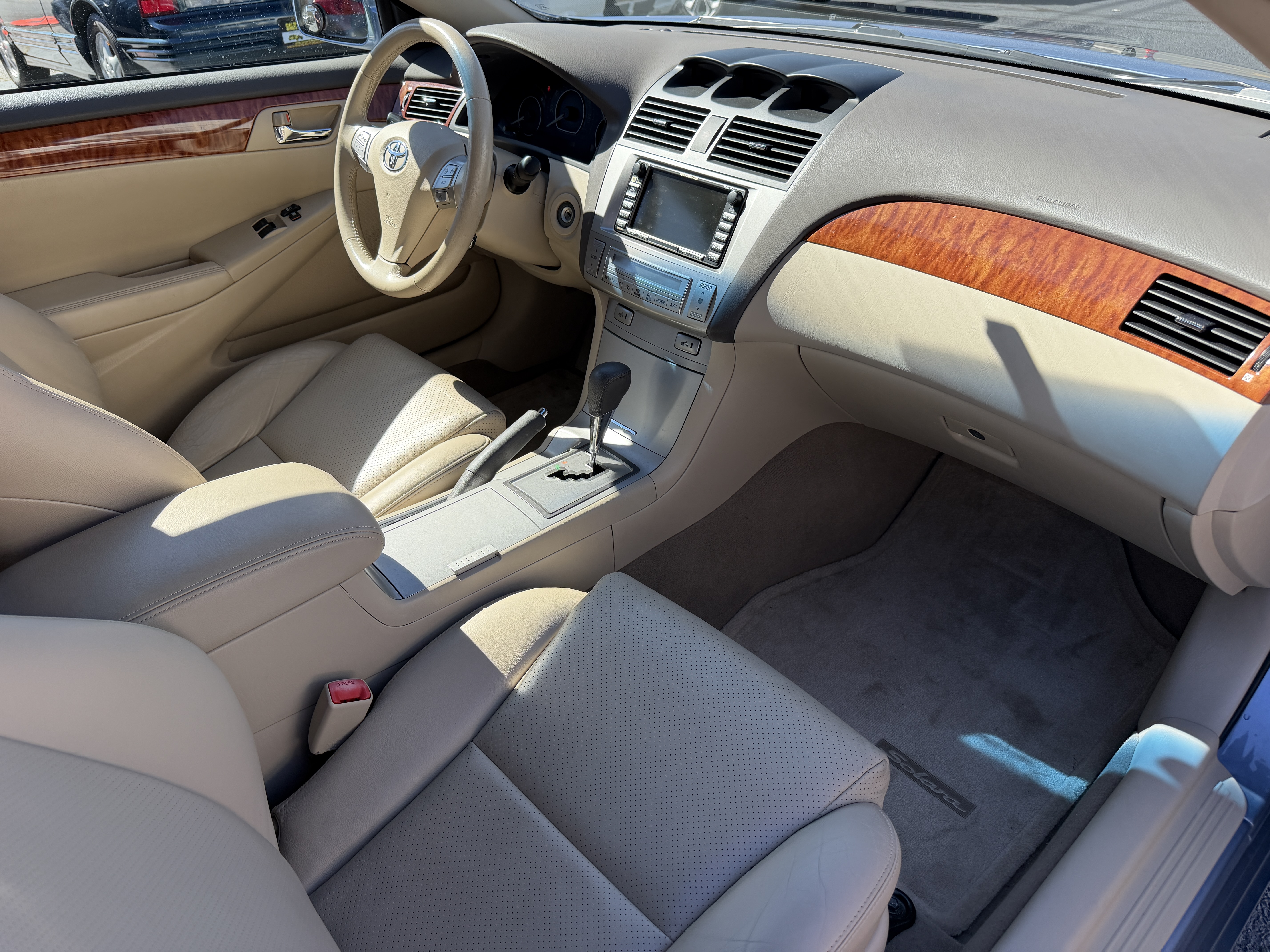 Used 2008 Toyota Solara SLE Convertible FWD image 20