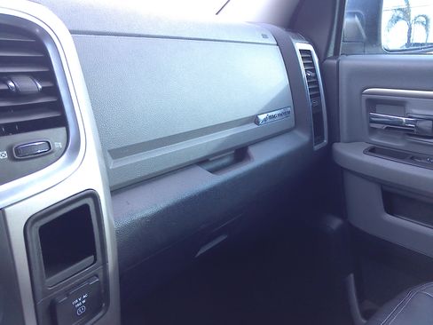 Used 2016 RAM 1500 Big Horn image 17