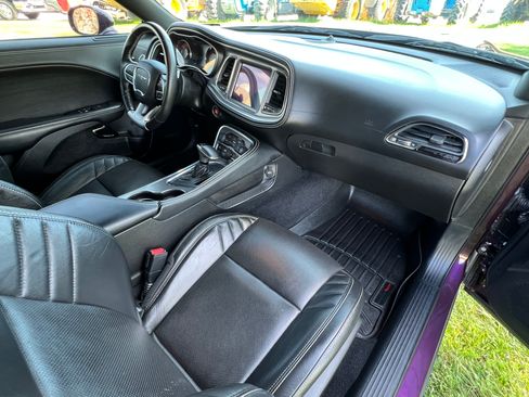 Used 2021 Dodge Challenger SRT Hellcat image 27