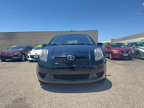 Used 2008 Toyota Yaris 2-Door Hatchback FWD image 12
