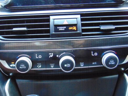 Used 2021 Honda Accord Sport image 18