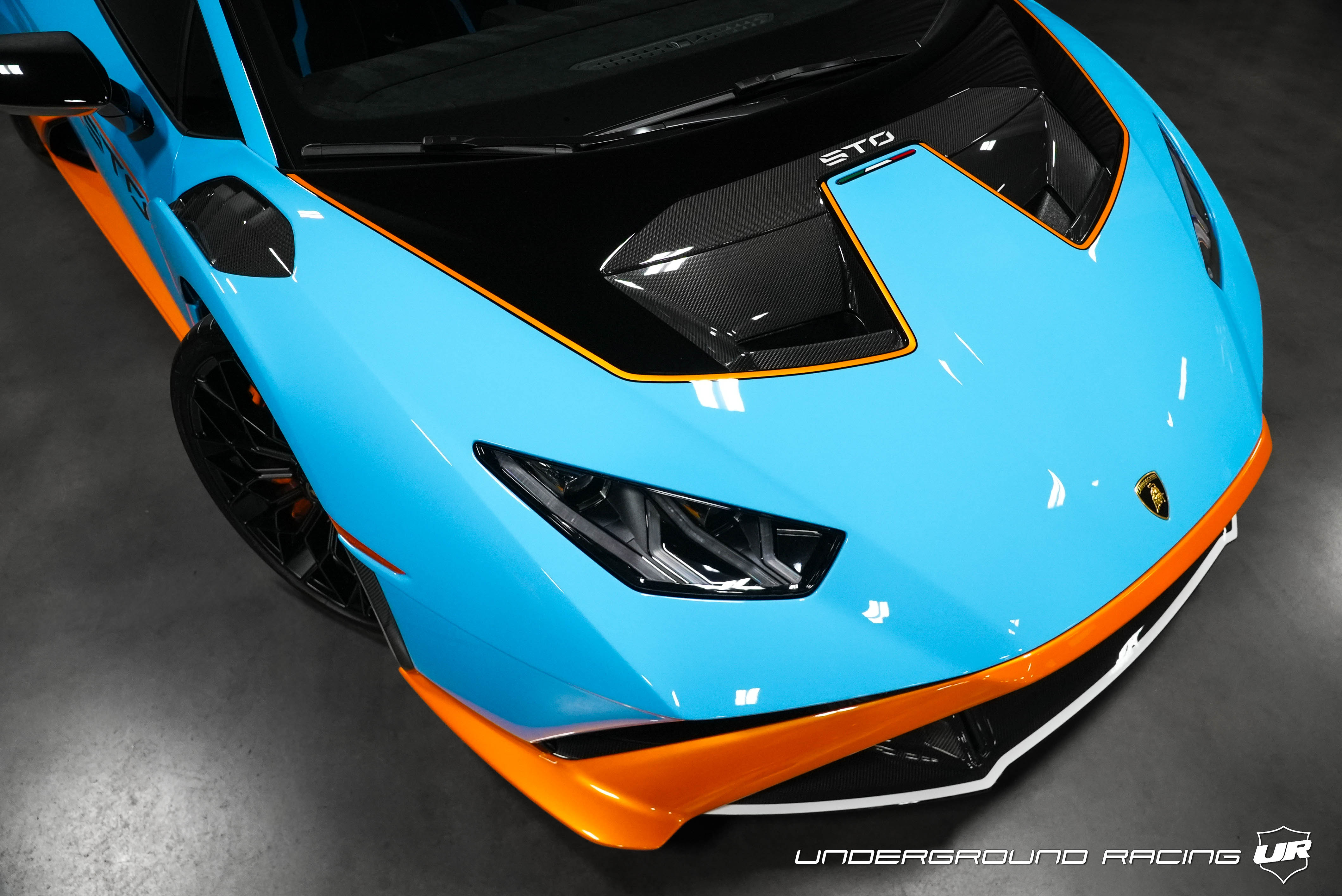 Used 2022 Lamborghini Huracan STO Coupe RWD image 5