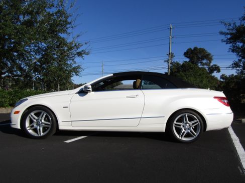 Used 2012 Mercedes-Benz E 350 Sport image 2