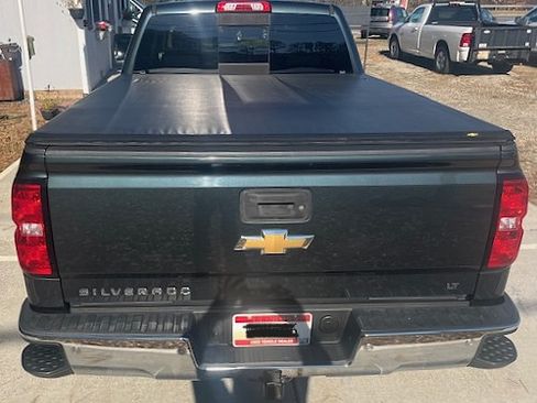 Used 2018 Chevrolet Silverado 1500 LT image 10