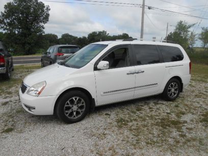 Used 2014 Kia Sedona EX