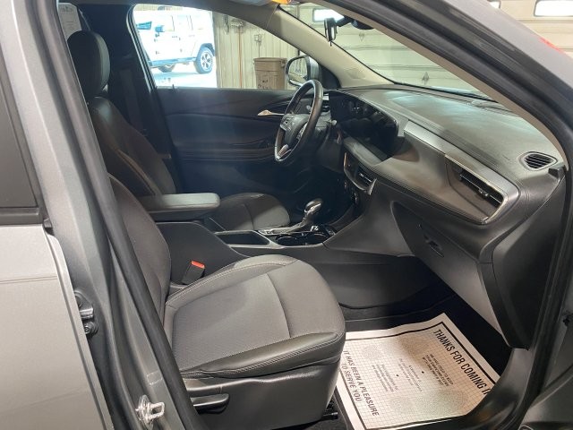 Used 2024 Buick Encore GX FWD Preferred image 24