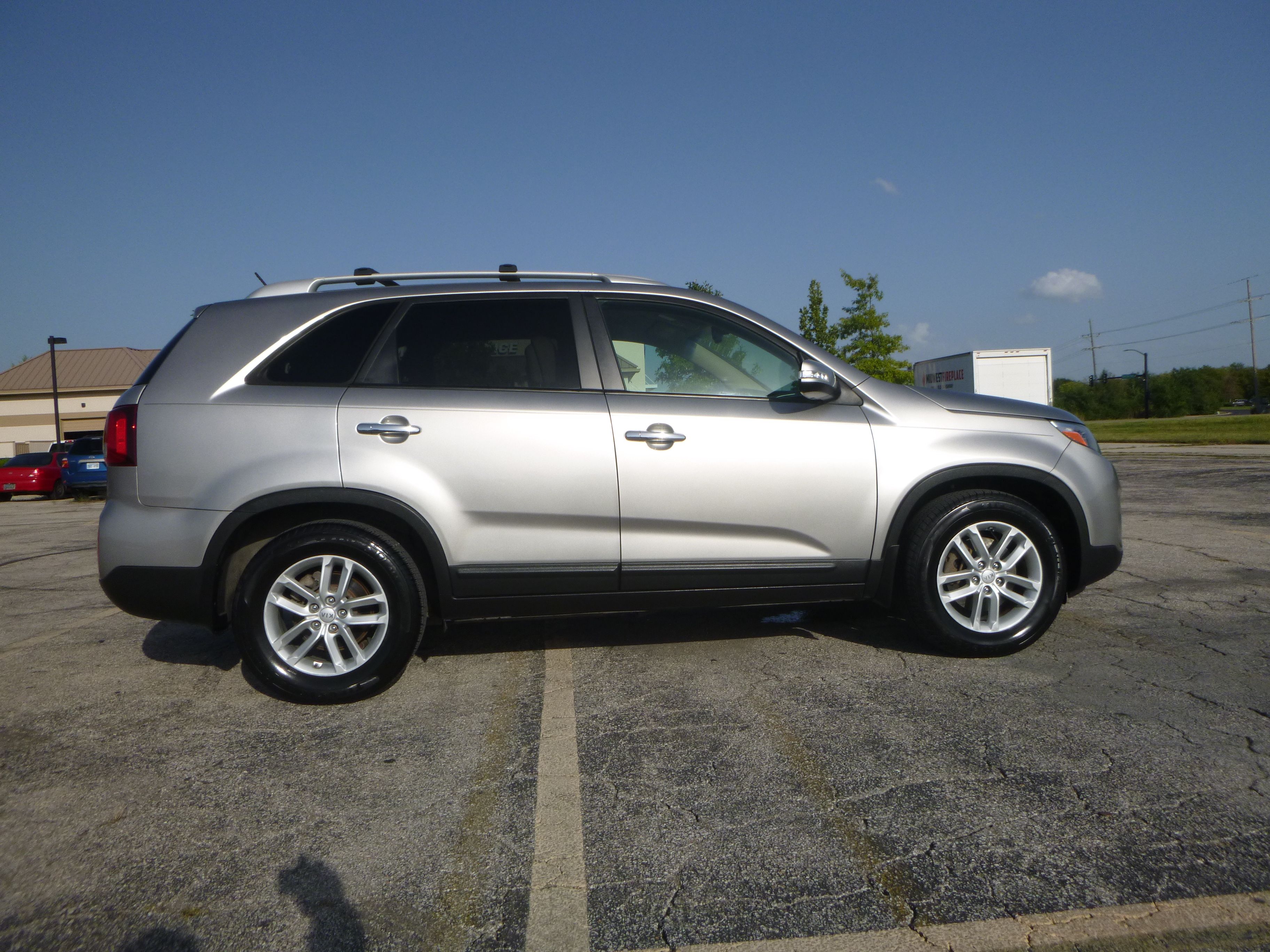 Used 2014 Kia Sorento FWD LX image 5