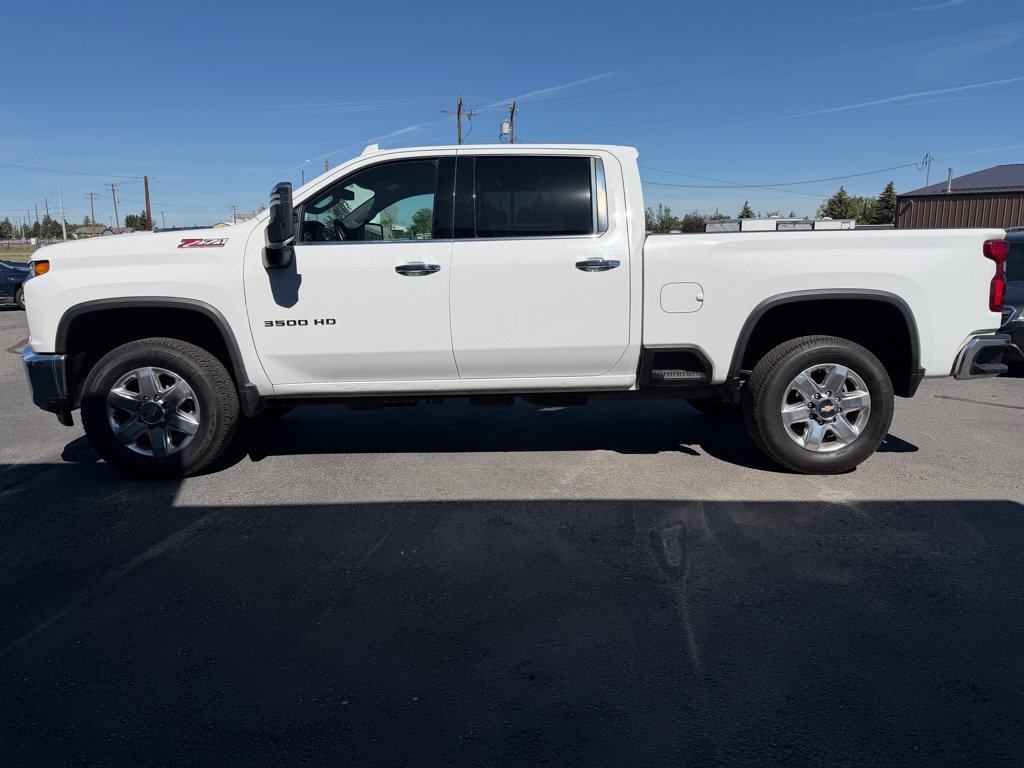 Used 2022 Chevrolet Silverado 3500 LTZ AWD/4WD image 7