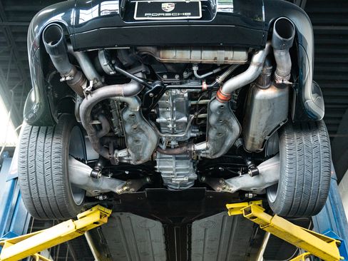 Used 1994 Porsche 911 Turbo Coupe RWD image 65