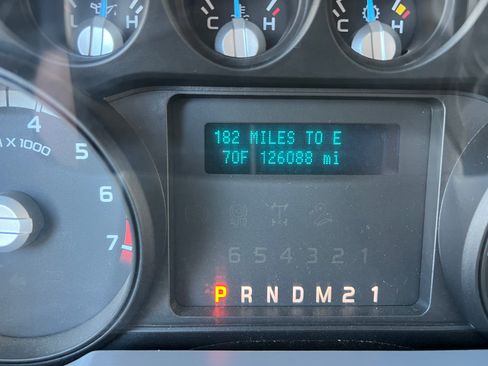 Used 2011 Ford F250 image 9