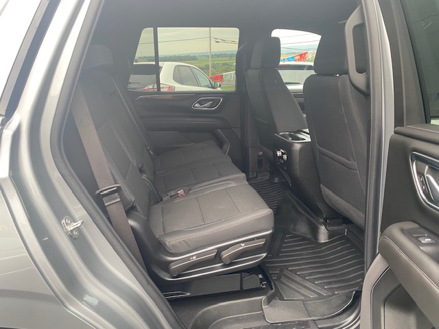 Used 2024 GMC Yukon 4WD SLE image 18