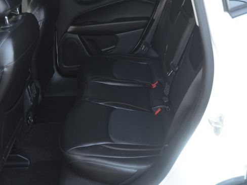 Used 2018 Jeep Compass 4WD Limited image 9
