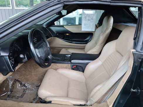 Used 1995 Chevrolet Corvette Convertible image 8