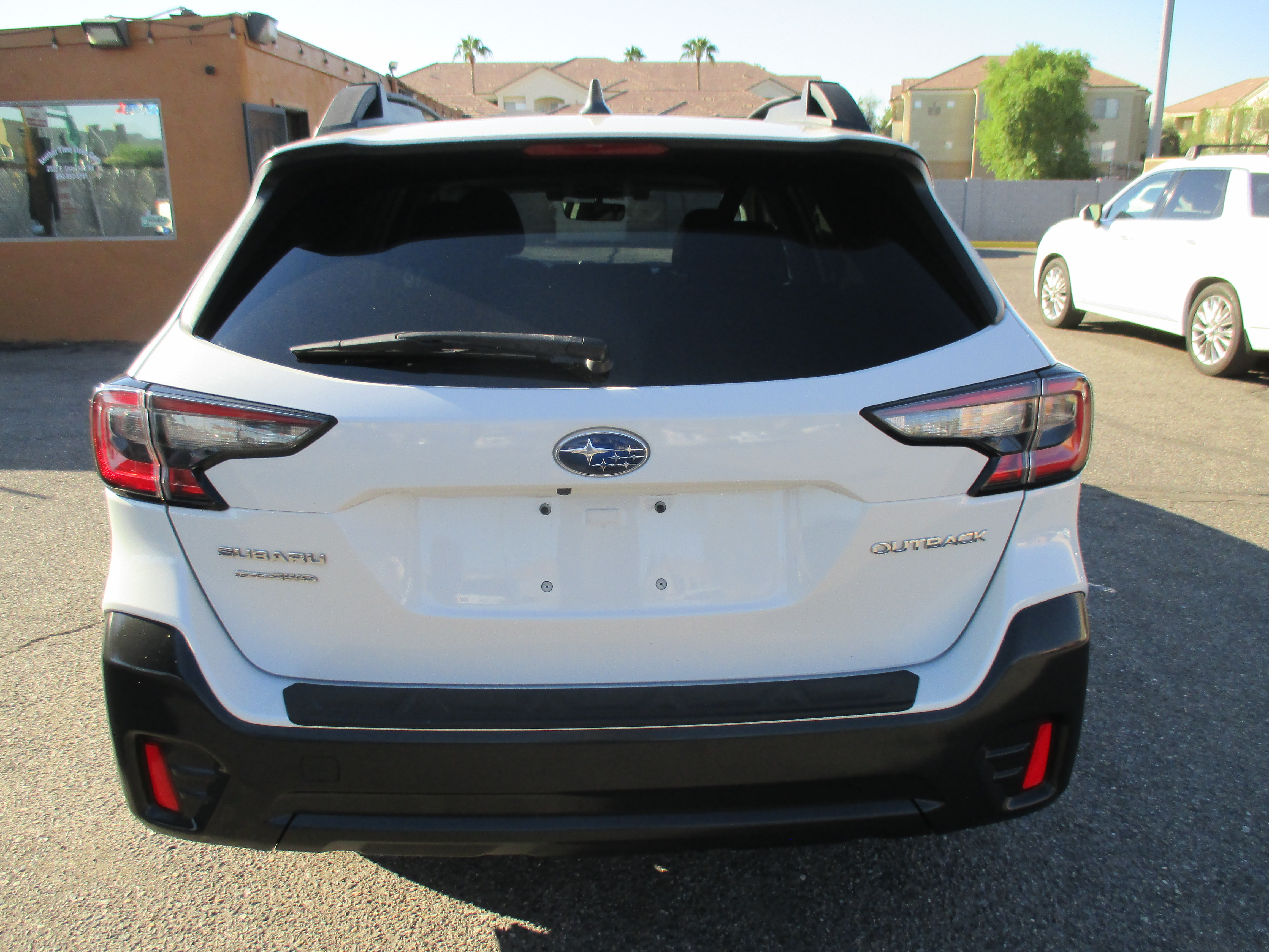 Used 2020 Subaru Outback Premium Wagon 4D AWD/4WD image 14
