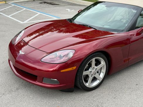 Used 2006 Chevrolet Corvette Convertible RWD image 33