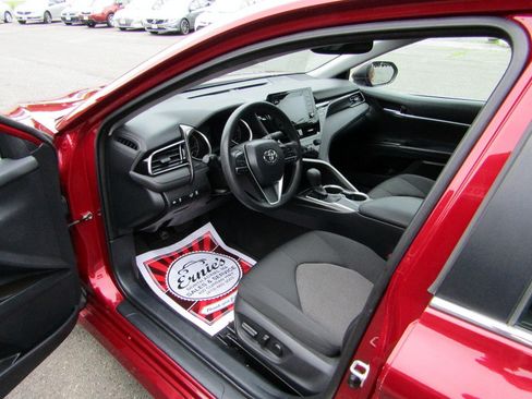 Used 2021 Toyota Camry LE FWD image 15