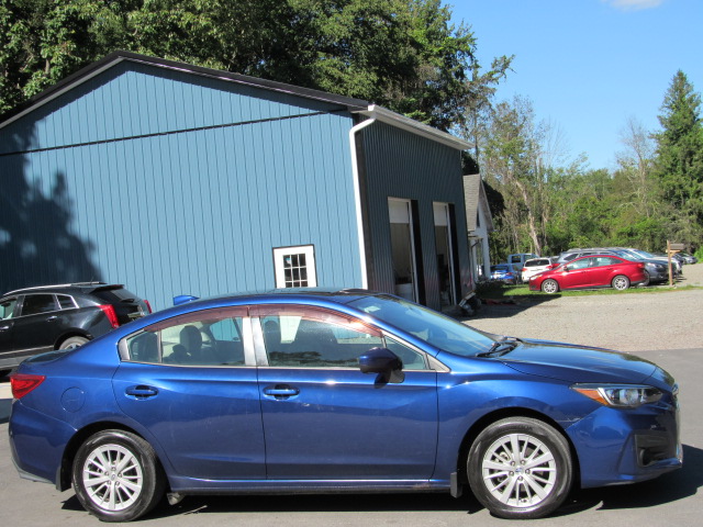 Used 2017 Subaru Impreza 2.0i Premium Sedan AWD/4WD image 26