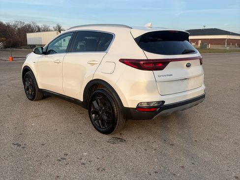 Used 2021 Kia Sportage S image 5
