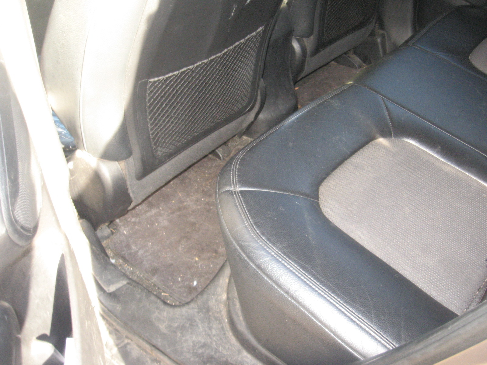 Used 2011 Hyundai Tucson SE FWD image 8