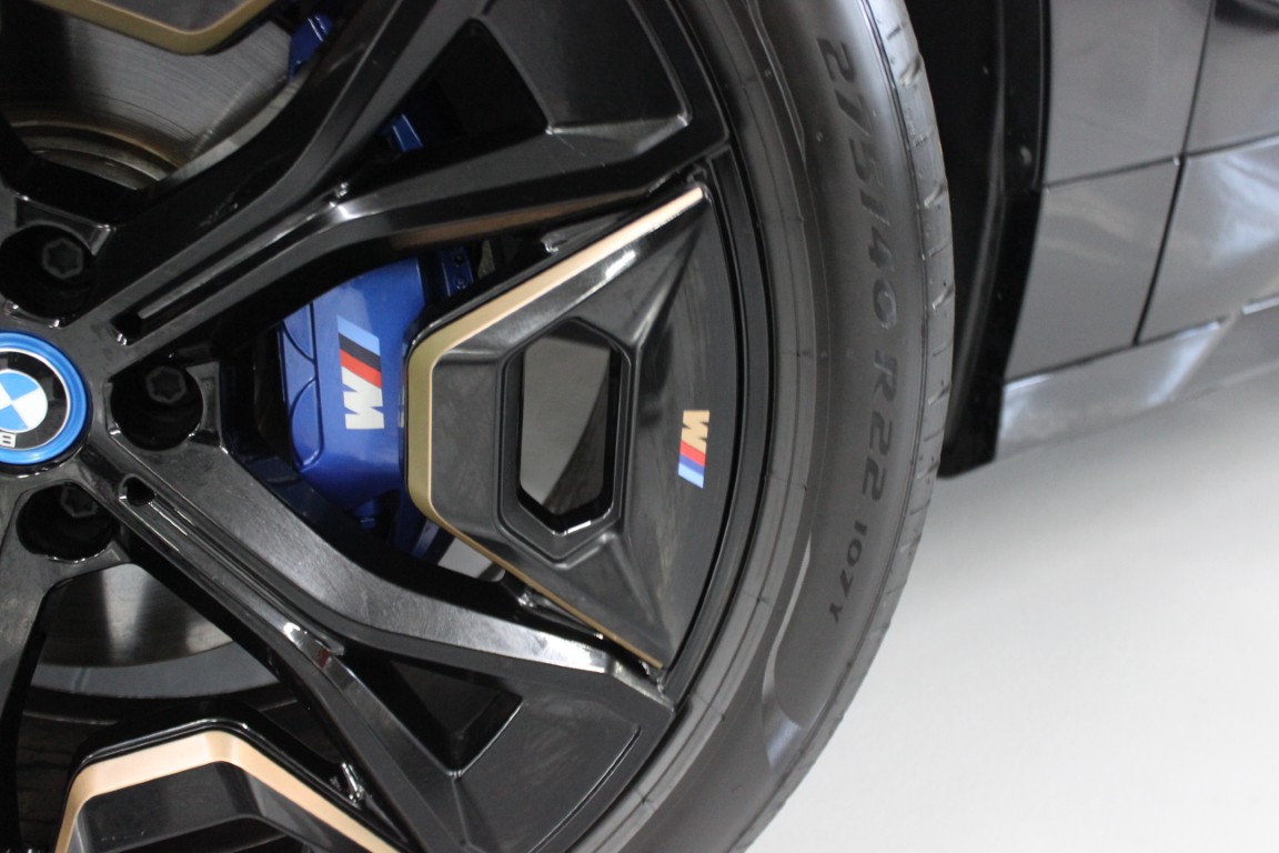 Used 2024 BMW iX M60 AWD/4WD image 6