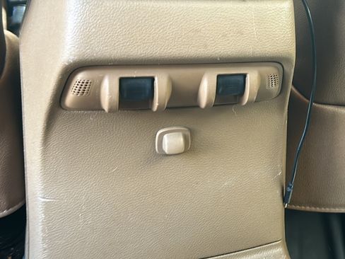 Used 2013 Jeep Wrangler Unlimited Sahara image 17