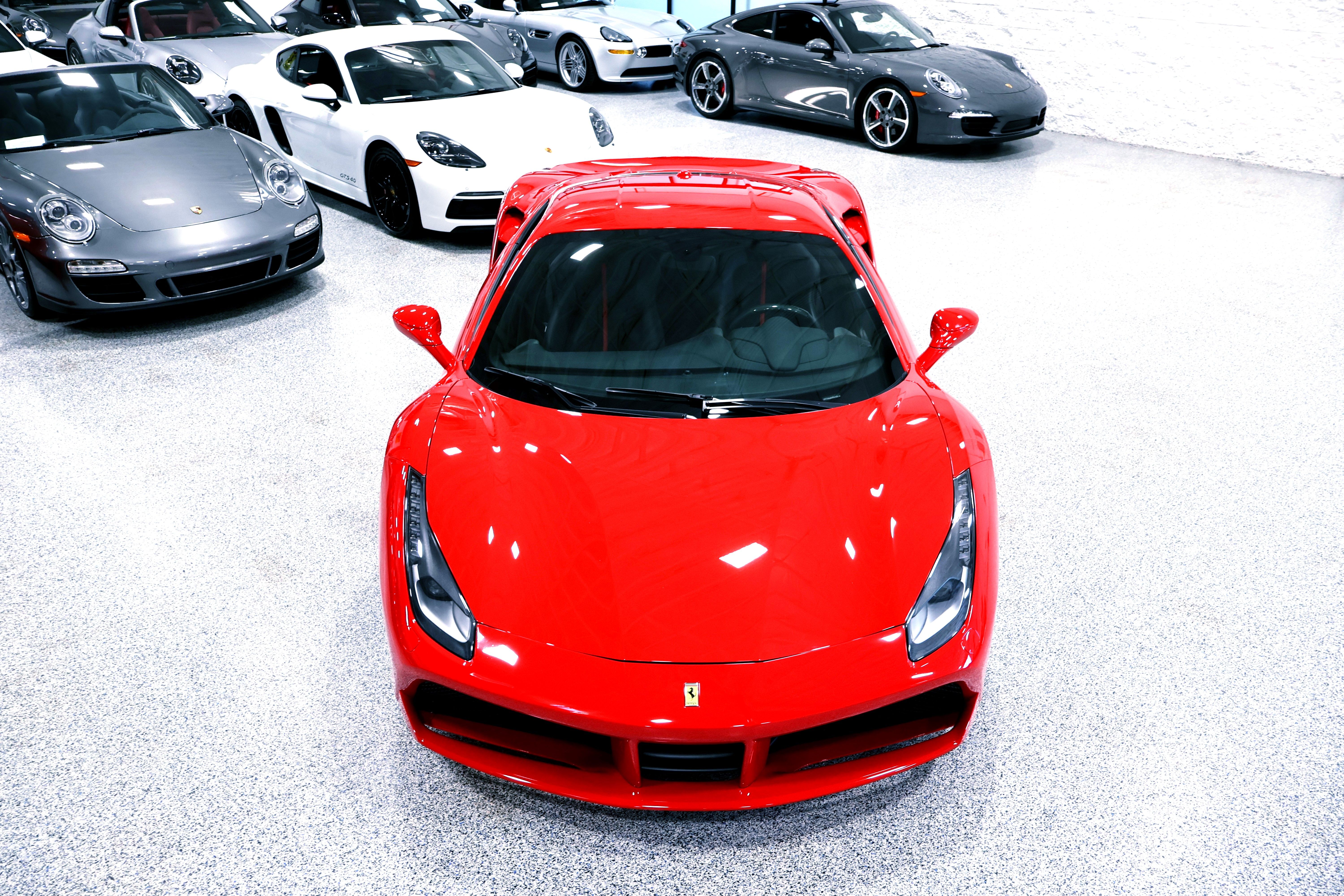 Used 2018 Ferrari 488 GTB RWD image 16