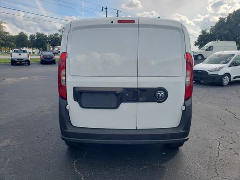 Used 2018 RAM ProMaster City Tradesman image 5