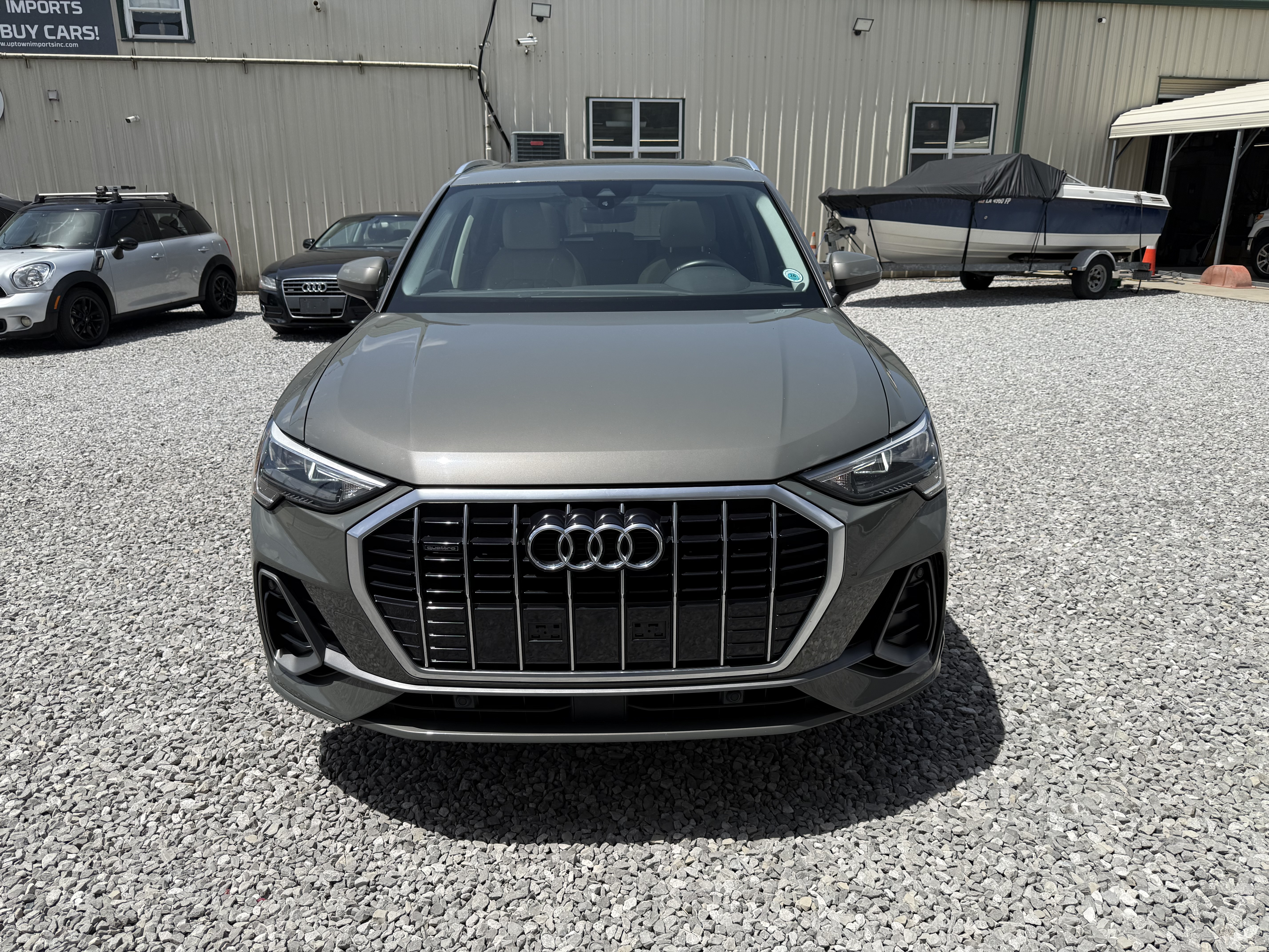 Used 2020 Audi Q3 quattro 2.0T Premium w/ S Line AWD/4WD image 4