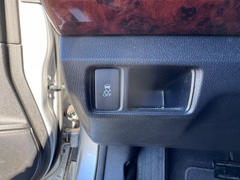 Used 2010 Honda Accord Crosstour EX-L image 6