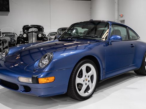 Used 1998 Porsche 911 Carrera S image 2