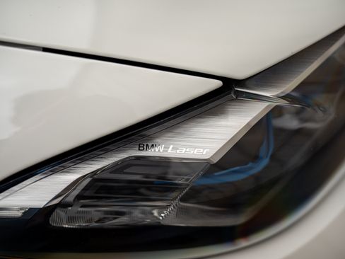 Used 2021 BMW M3 Base image 31