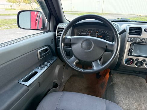 Used 2005 Chevrolet Colorado LS image 18