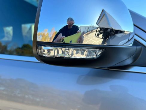 Used 2019 Jeep Grand Cherokee Limited image 20