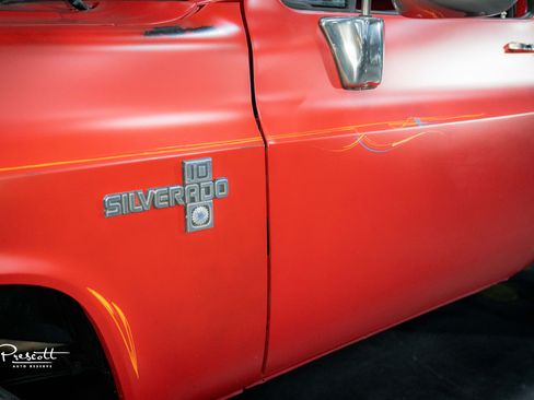 Used 1986 Chevrolet C/K Truck 1500 image 6