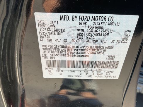 Used 2011 Ford Escape 4WD Limited image 13