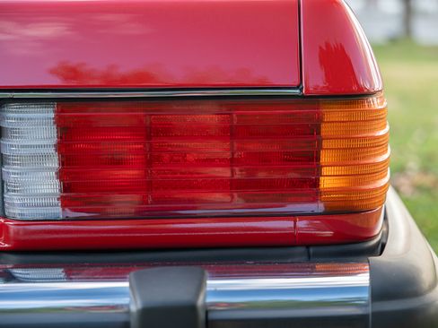 Used 1987 Mercedes-Benz 560 SL image 34