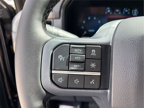 Used 2025 Ford F150 Lariat image 30