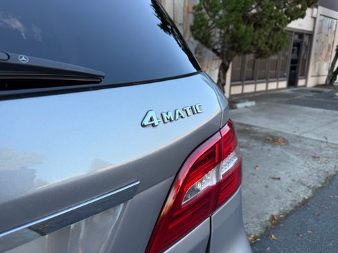 Used 2012 Mercedes-Benz ML 350 image 26