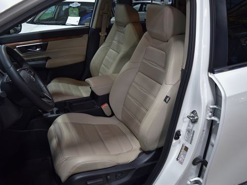 Used 2018 Honda CR-V Touring image 18