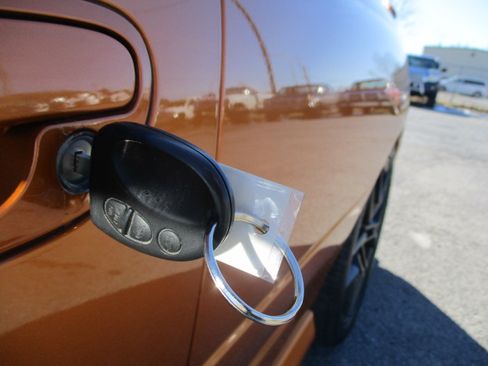 Used 2006 Pontiac GTO image 13