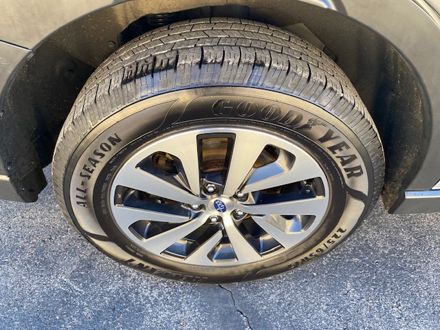 Used 2025 Subaru Outback Premium AWD/4WD image 18