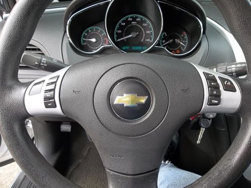 Used 2012 Chevrolet Malibu LT image 9