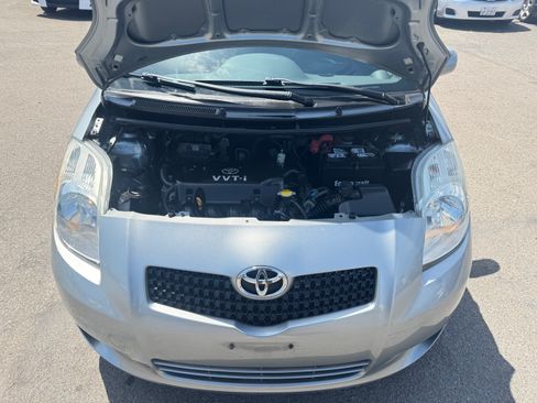 Used 2008 Toyota Yaris 2-Door Hatchback FWD image 23