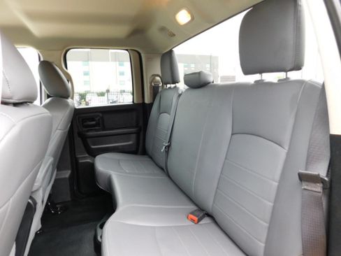 Used 2018 RAM 1500 ST image 18