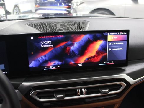 Used 2023 BMW i4 eDrive35 image 27