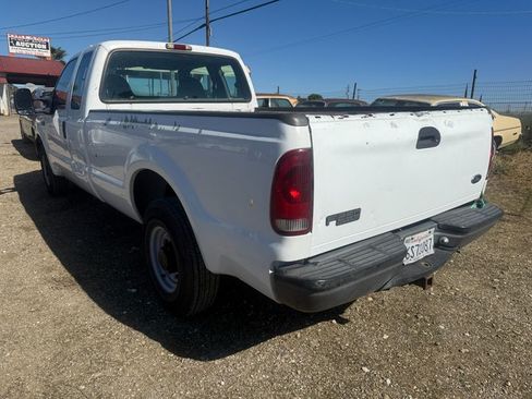 Used 2002 Ford F250 image 8