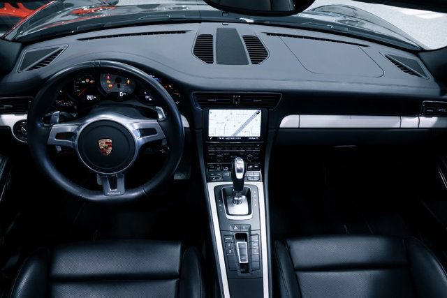Used 2015 Porsche 911 Targa 4S AWD/4WD image 30