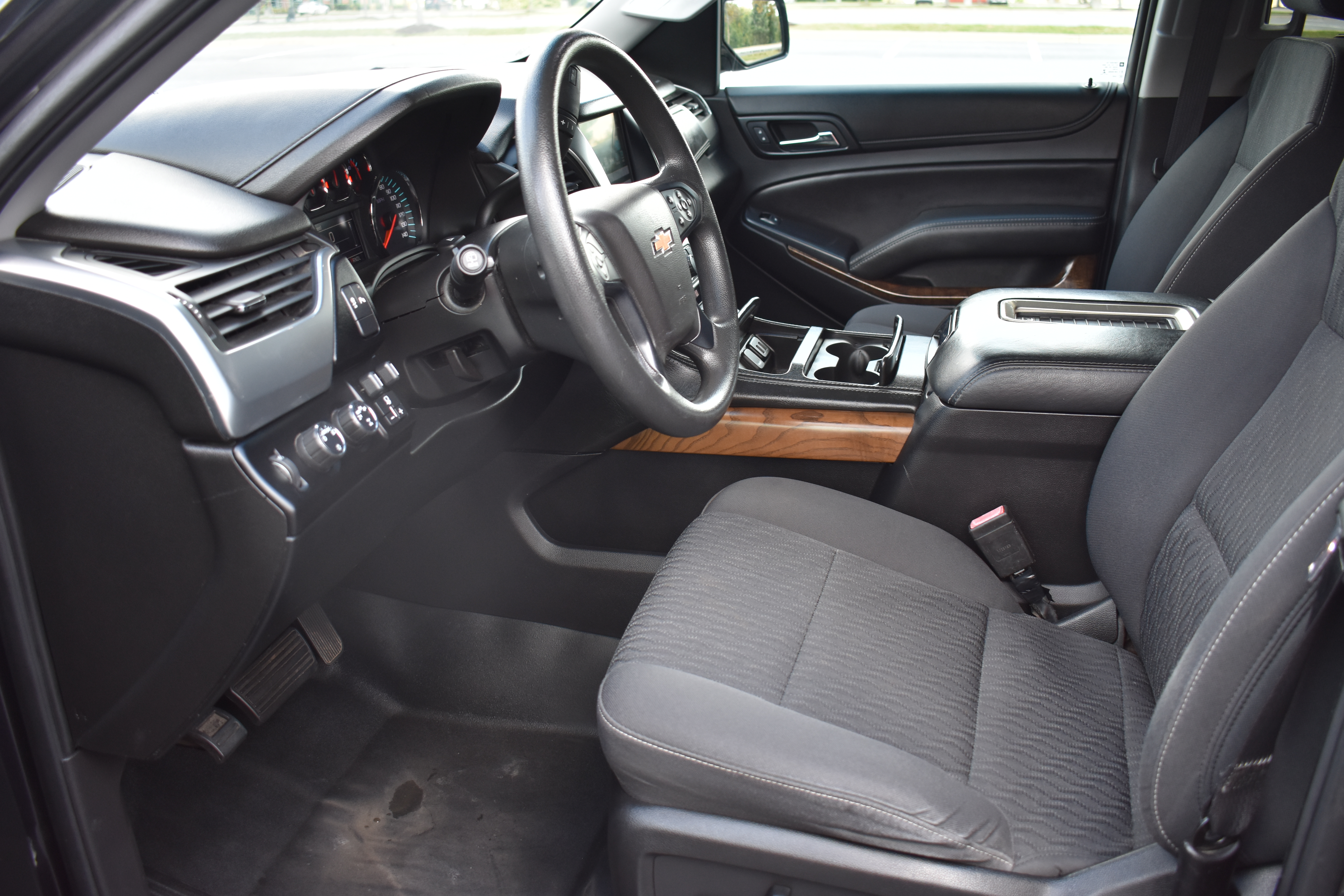 Used 2018 Chevrolet Tahoe 4WD image 20